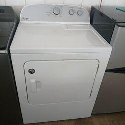 Whirlpool Electric Dryer Super Large Capacity In Excellent Condition. 