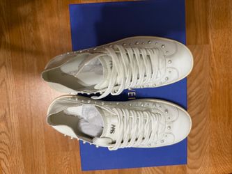 Stuart Weitzman White Pearl Leather Sneakers Size 8/38