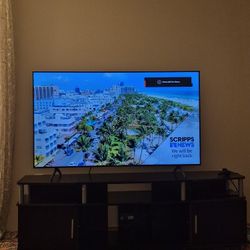Samsung UHD Crystal 55 Inch With Table