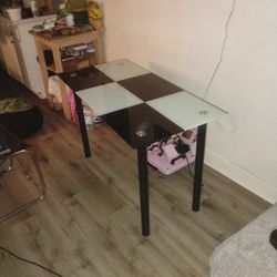 Cool Checker's Table 