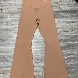 VS/Pink flared leggings 