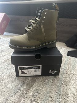 Dr.Martens Olive Green