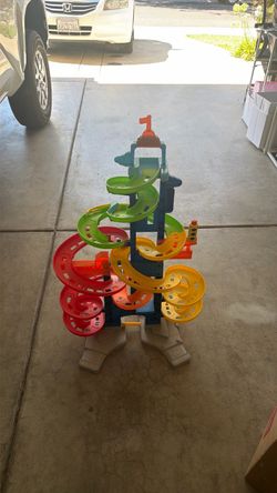 Fisher-Price Little People City Skyway