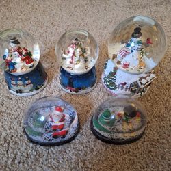 Christmas Snow Globes