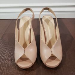 Nine West Taupe Open Toe Chunky Heels size 6