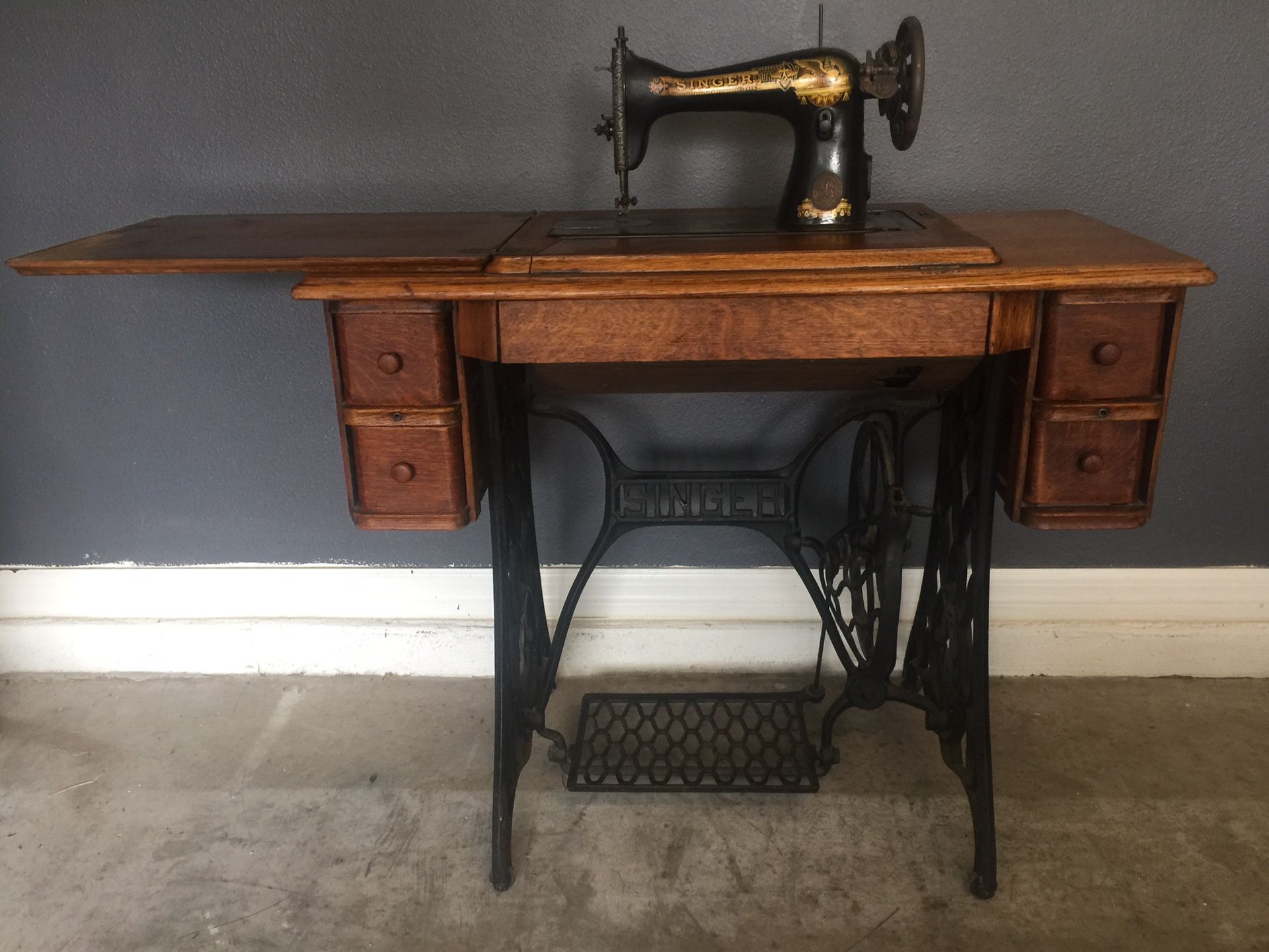 Singer Sewing Table Early 1900s