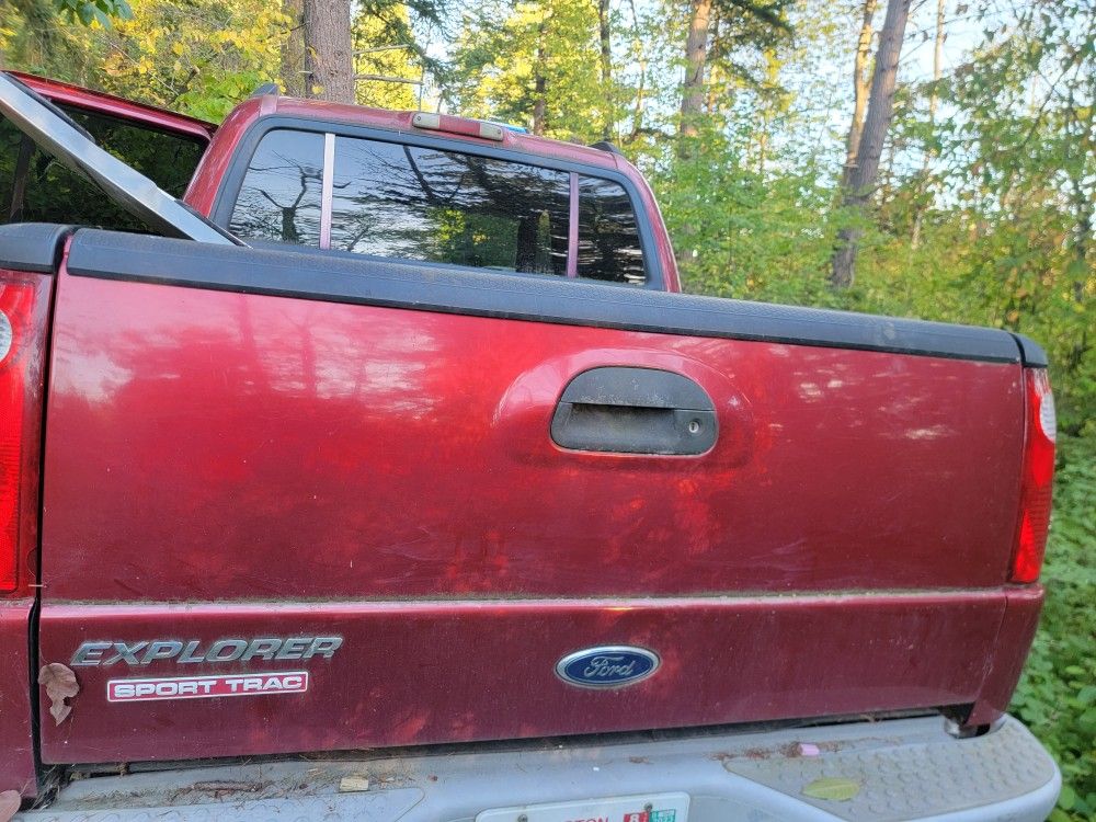 03 Ford Explorer Sport Trac Tail Gate for Sale in Bellingham, WA OfferUp