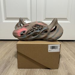 Adidas Yezzy Foam Runner RNR Sand Grey Men’s size 6 US !!! Read Description❤️