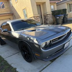 2012 Dodge Challenger