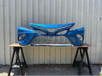 TOYOTA CAMRY XSE SE SPORT 2018 2019 2020 2021 2022 2023 Front bumper cover used original OEM