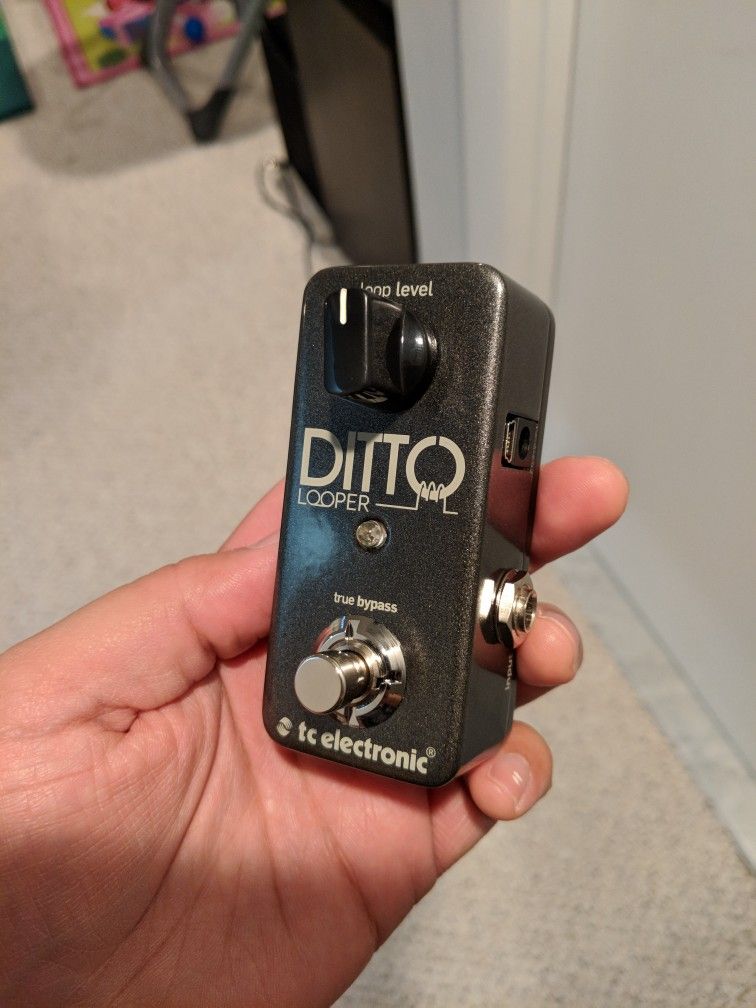 Ditto mini looper guitar pedal