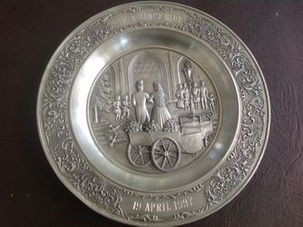 Decorative silver plate