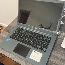 Basic Laptop From Brazil (read Description)