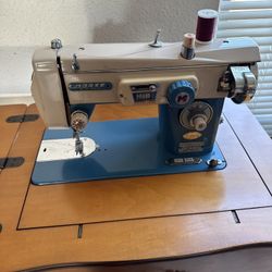 Sewing Machine Excellent Working Condition