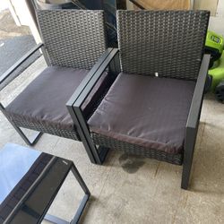 Deck Chairs, Table