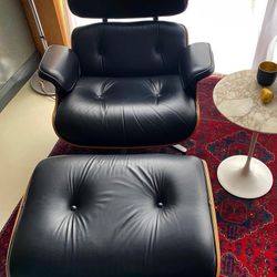 Herman-Eames-Lounge-chair-and-ottoman-(Authentic)