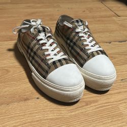 Burberry shoes