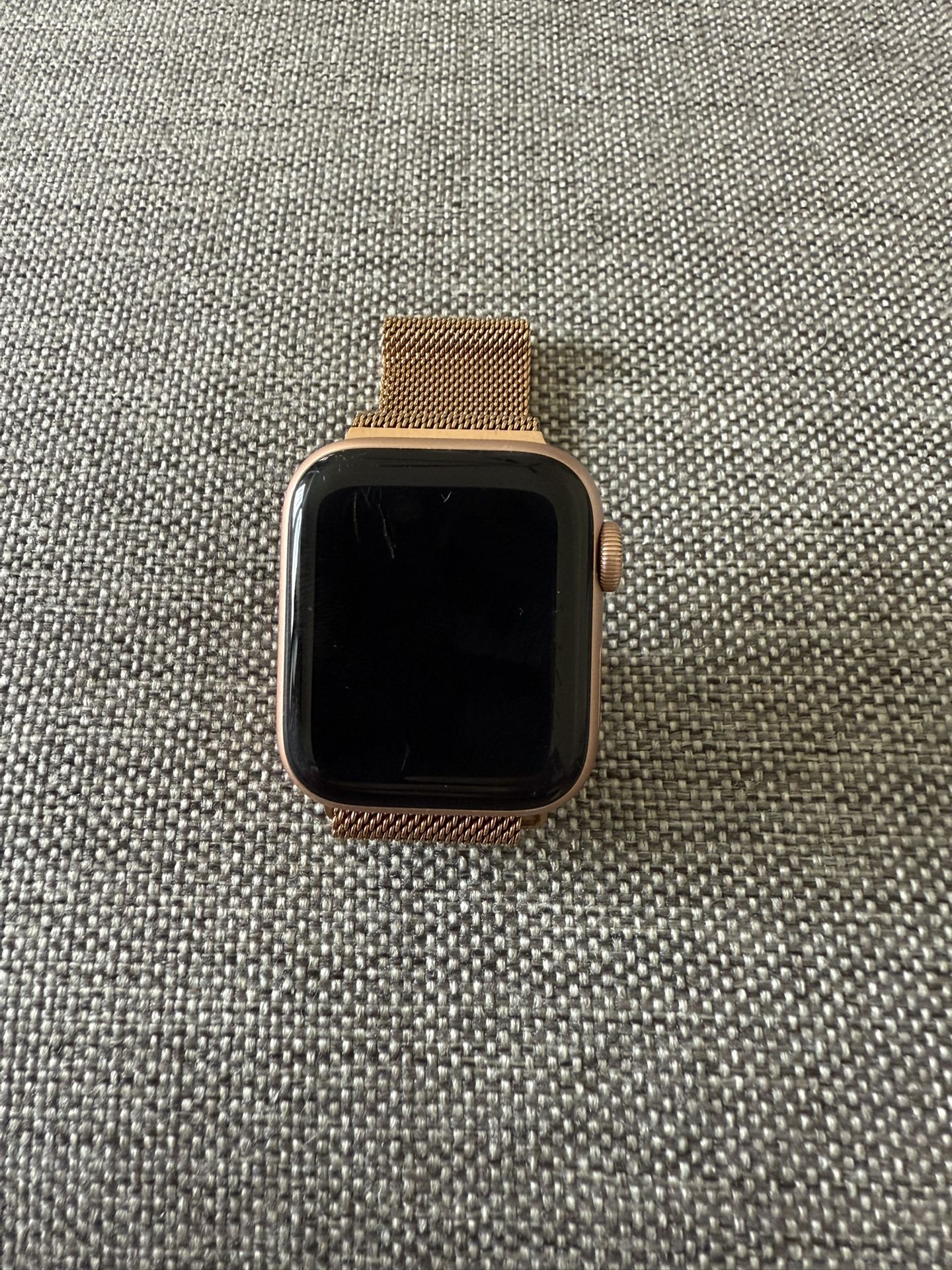 Apple Watch SE 40 Mm Rose Gold