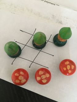 Game Tic Tac Toc wooden pieces