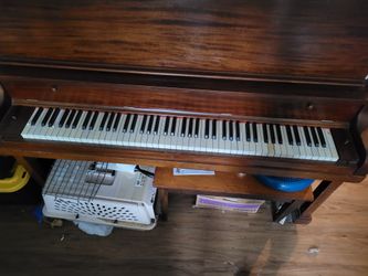 Uprite Piano