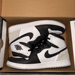 Jordan 1 Bleached Coral Sz 10.5