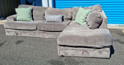 Free Delivery Grey Sectional Couch with Chaise