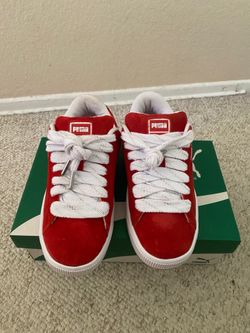 Brand new..Puma suede xl holiday glitz jr size: 7 womens