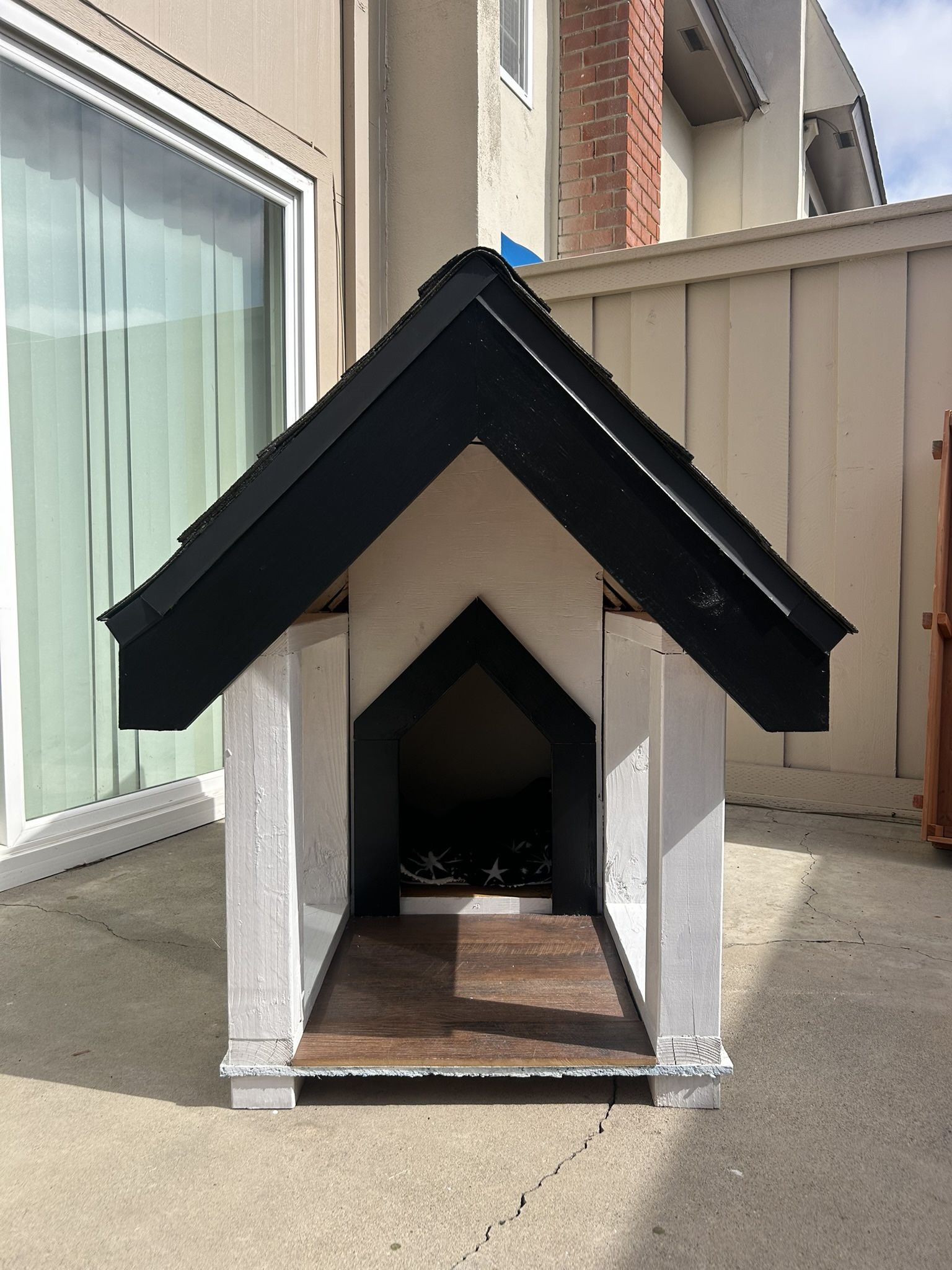 Dog house