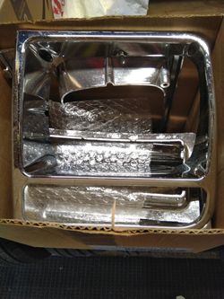 Jeep XJ Chrome Headlight Trim