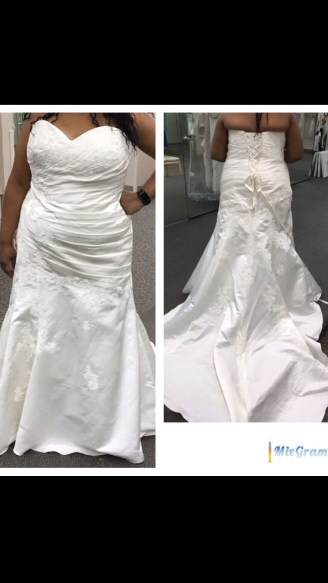 NEW Wedding Dress size 22
