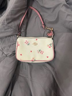 Coach Small Pouch Floral Heart Print