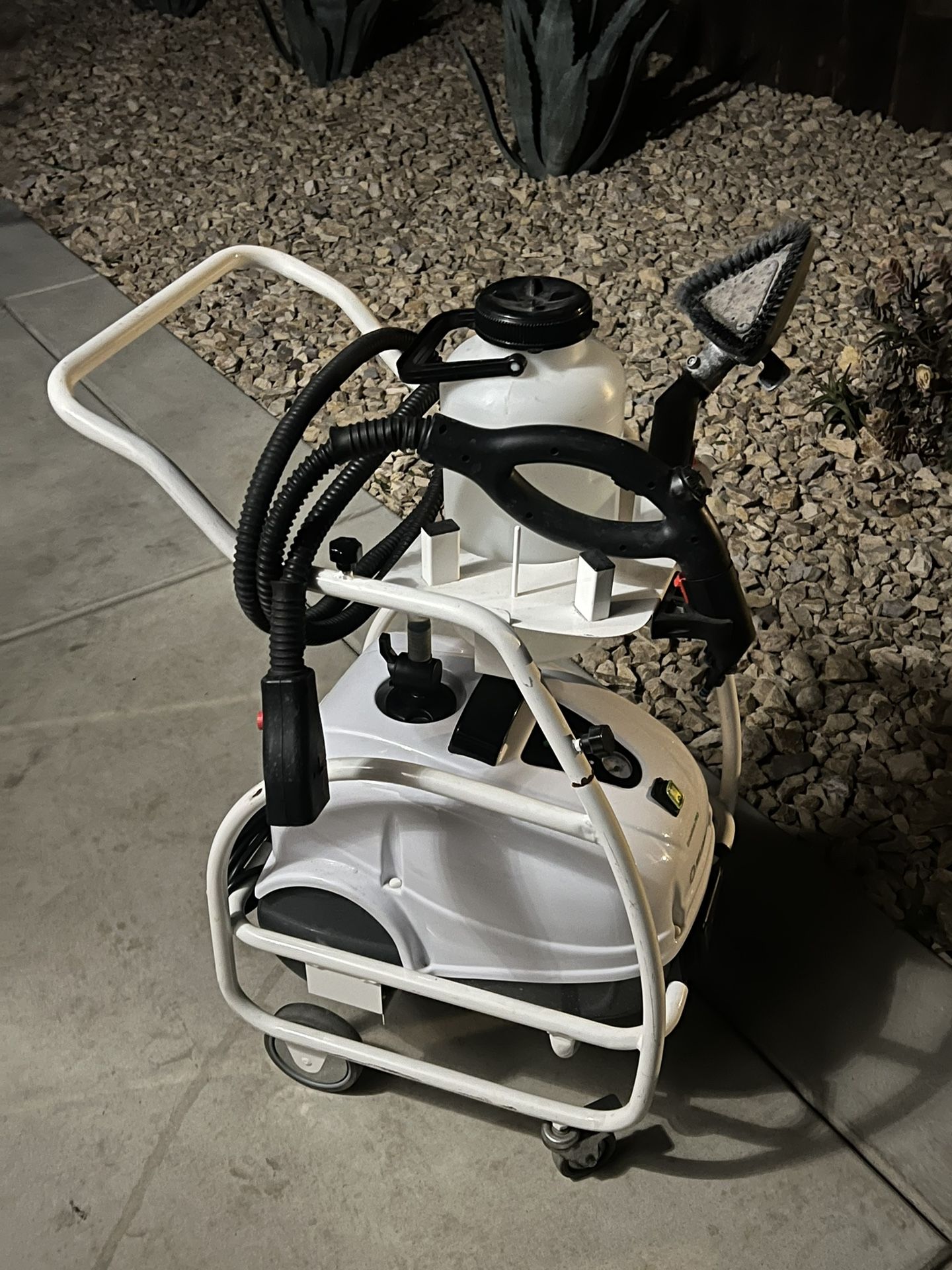 Steam Cleaner