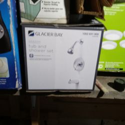 Glacier Bay tub And Shower set