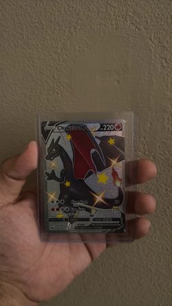Charizard V Shiny Pokémon Card 079/073