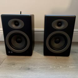 Audioengine A5+ Powered Bookshelf Speakers Bluetooth