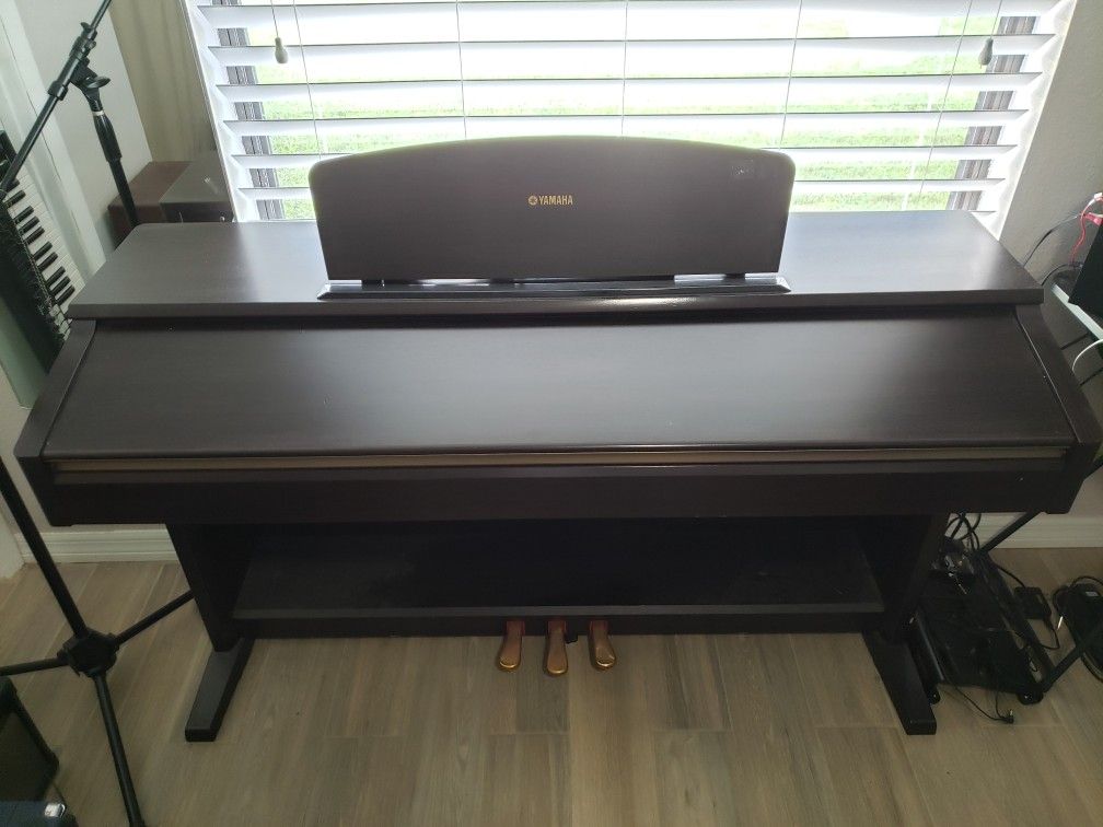 Yamaha YDP223 Digital Piano for Sale in Kissimmee, FL OfferUp