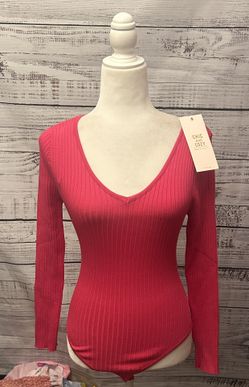 NWT Love Tree pink Ribbed Bodysuit size medium 