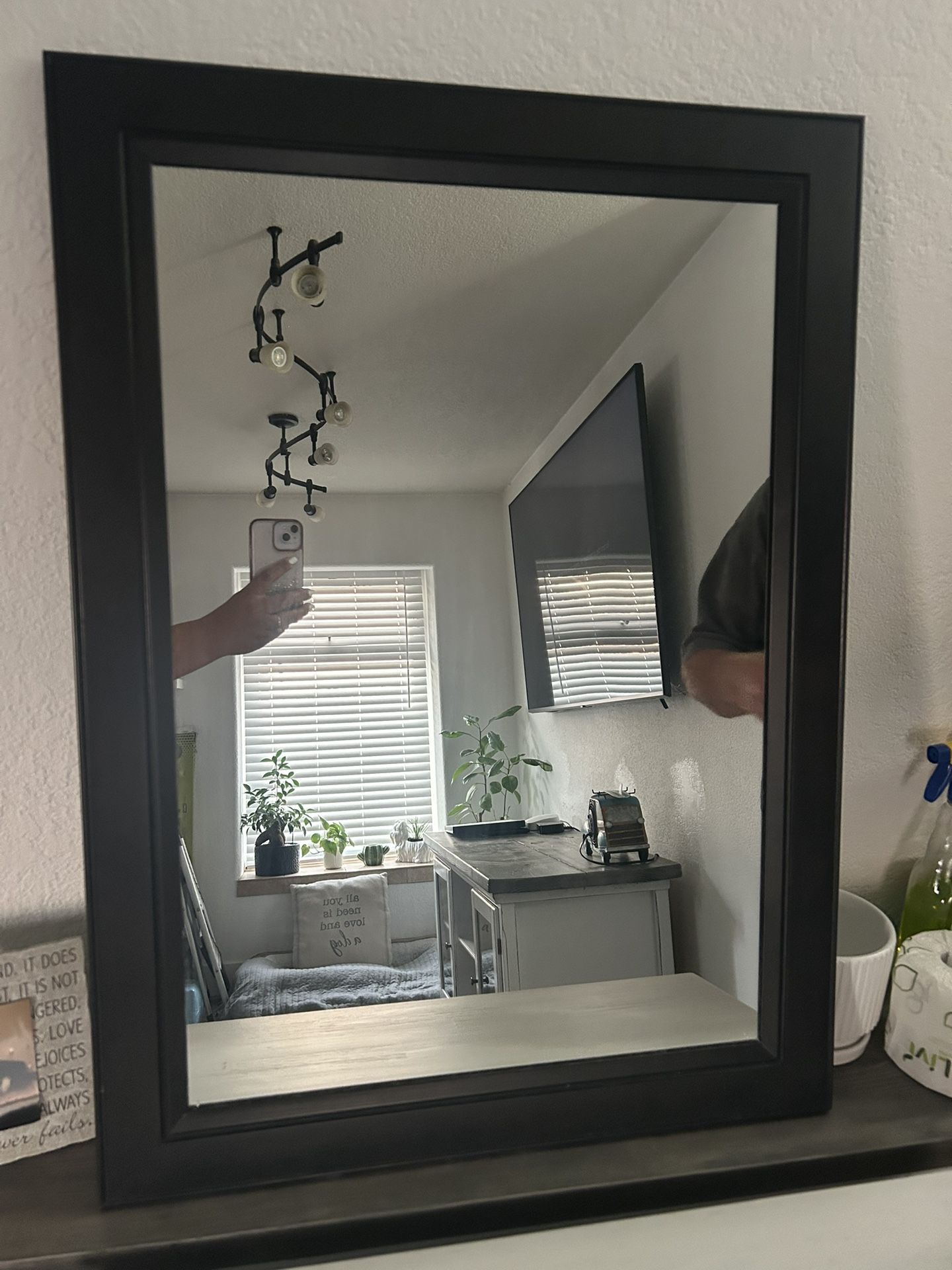 Mirror 