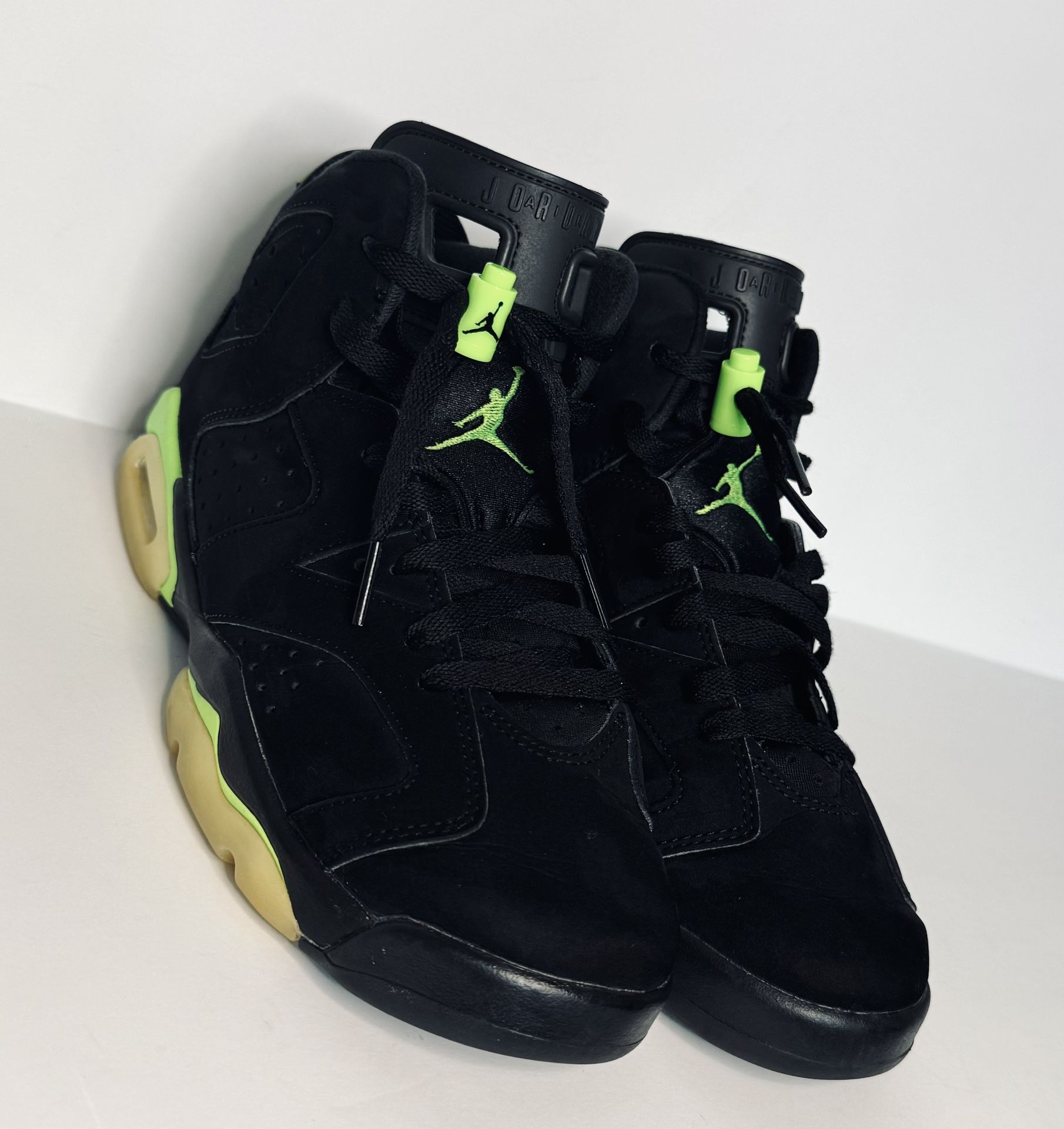 Youth Nike Air Jordan 6 Retro GS Electric Green Size 7Y Sneakers 384665-003 COA