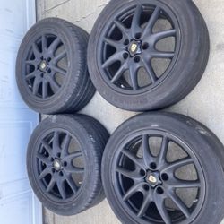 4 — 275/45r19 5x130 5x5.12 Stock Porsche Cayenne OEM wheels Rims Tires!!