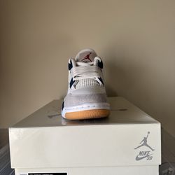 Jordan 4 Sb Navy Size 8M/9.5W