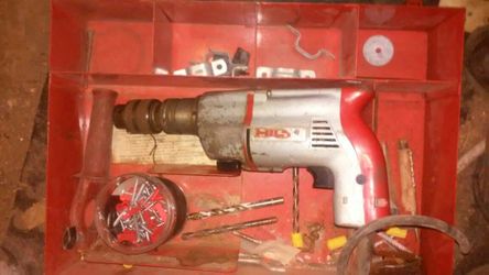 Hilti Hammer set with fasteners