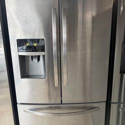 Kenmore Refrigerator 