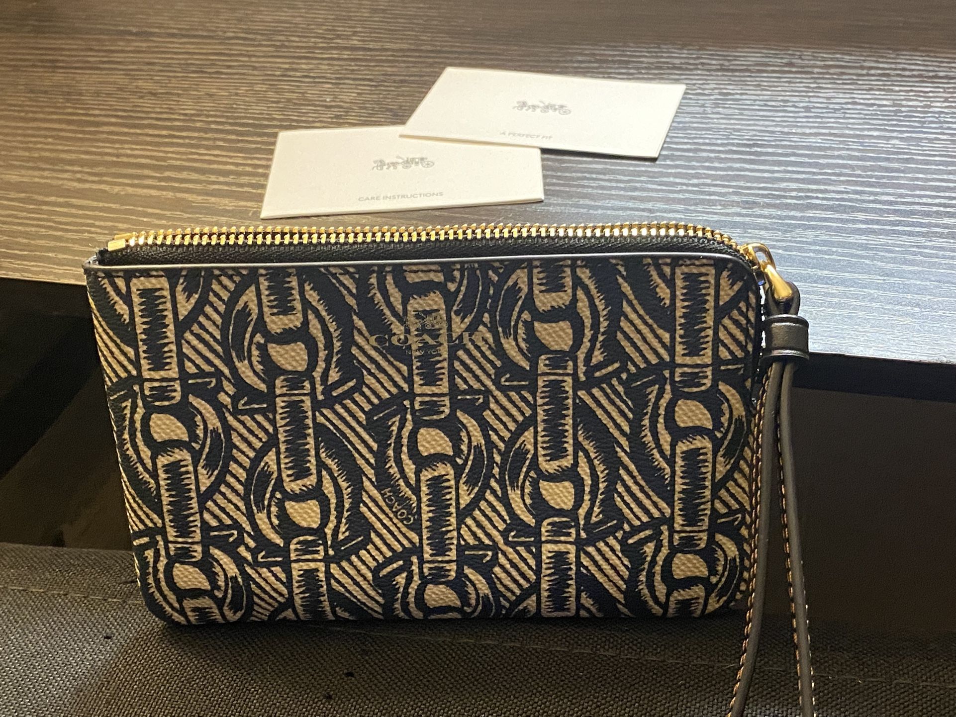 Coach Chain Link Corner zip Wristlet Wallet