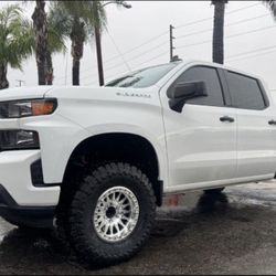 Kmc Impact 445 Beadlock 17x9 6x139.7 +0 Offset With Toyo M/T 35x12.50R17 Tires 🔥🔥🔥🔥