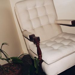 Arm chair