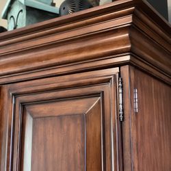 Henredon Armoire Wardrobe Media