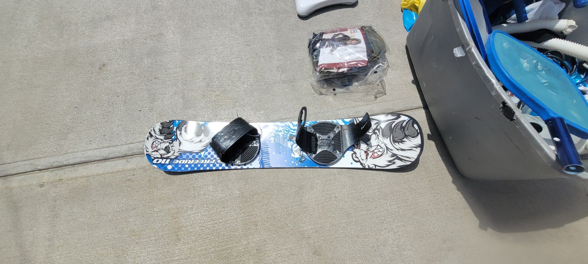 BMY Kids Snowboard Brand NEW