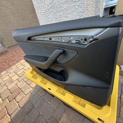 Tesla Model 3 Door Panel