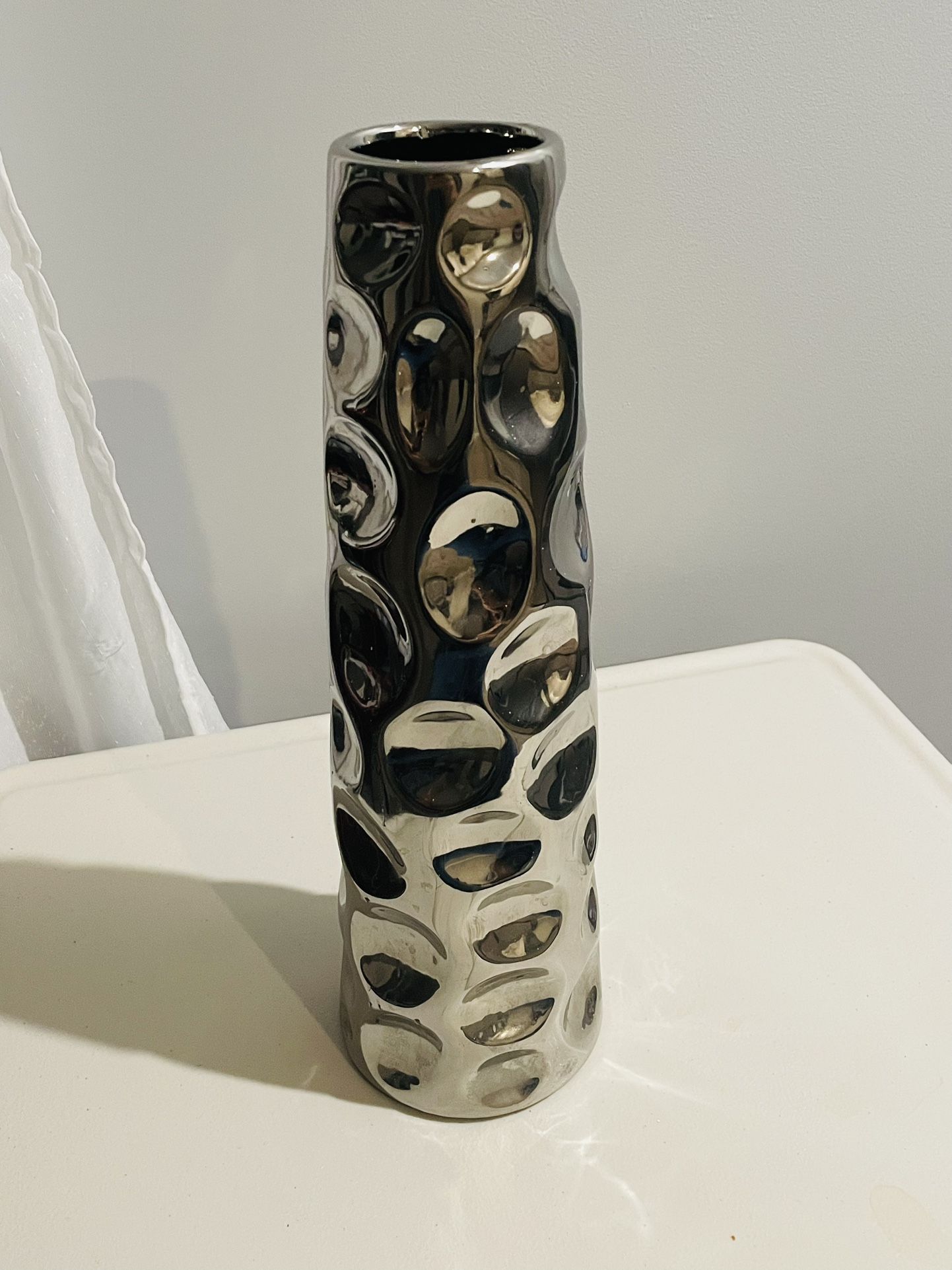 Elegant Modern Luxury Flower Pot | Premium Design at an Unbeatable Price!